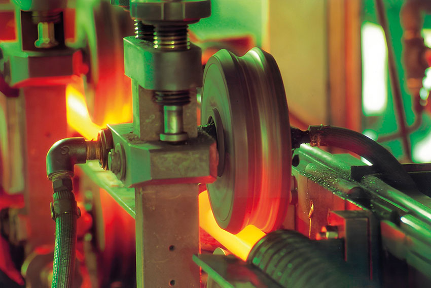 Industrial Induction Heating Equipment Manufacturer